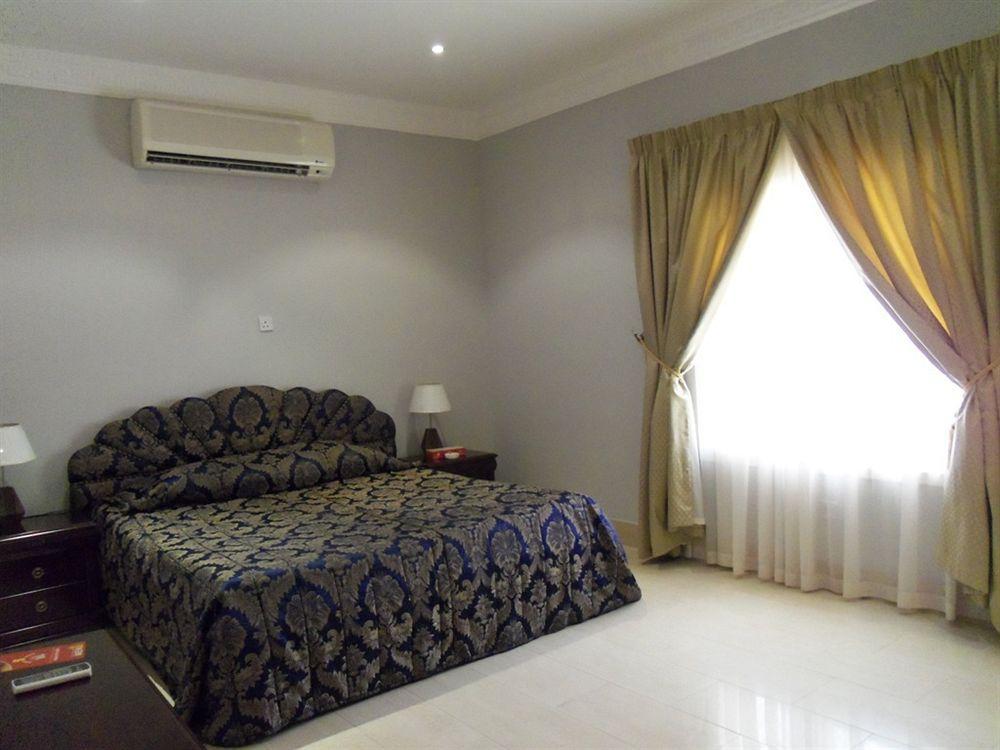 אום אל קוואיין Royal Residence Hotel Apartments מראה חיצוני תמונה