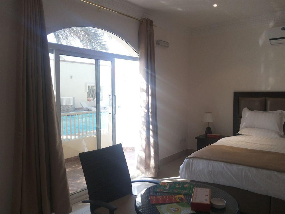 אום אל קוואיין Royal Residence Hotel Apartments מראה חיצוני תמונה