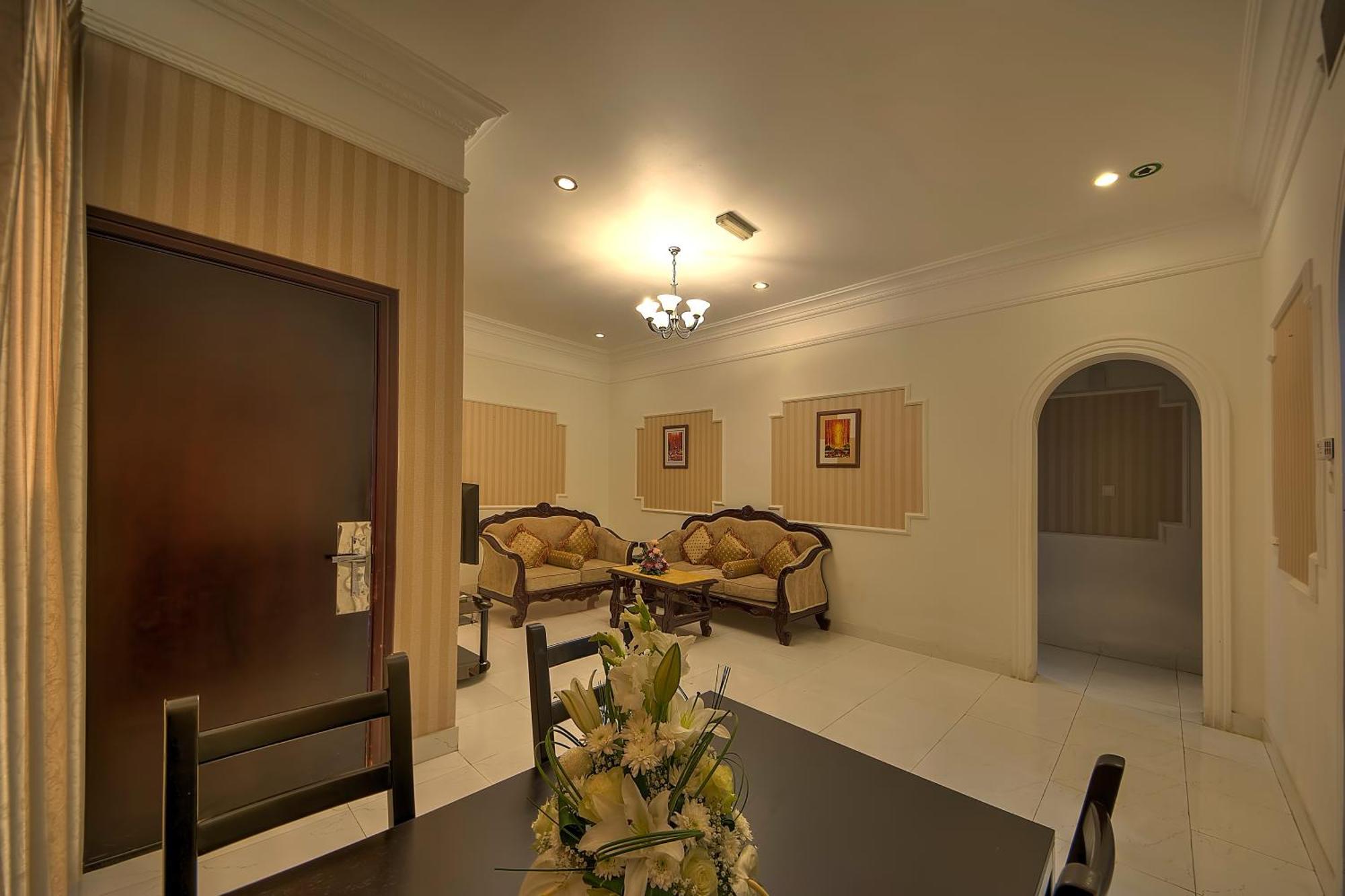 אום אל קוואיין Royal Residence Hotel Apartments מראה חיצוני תמונה