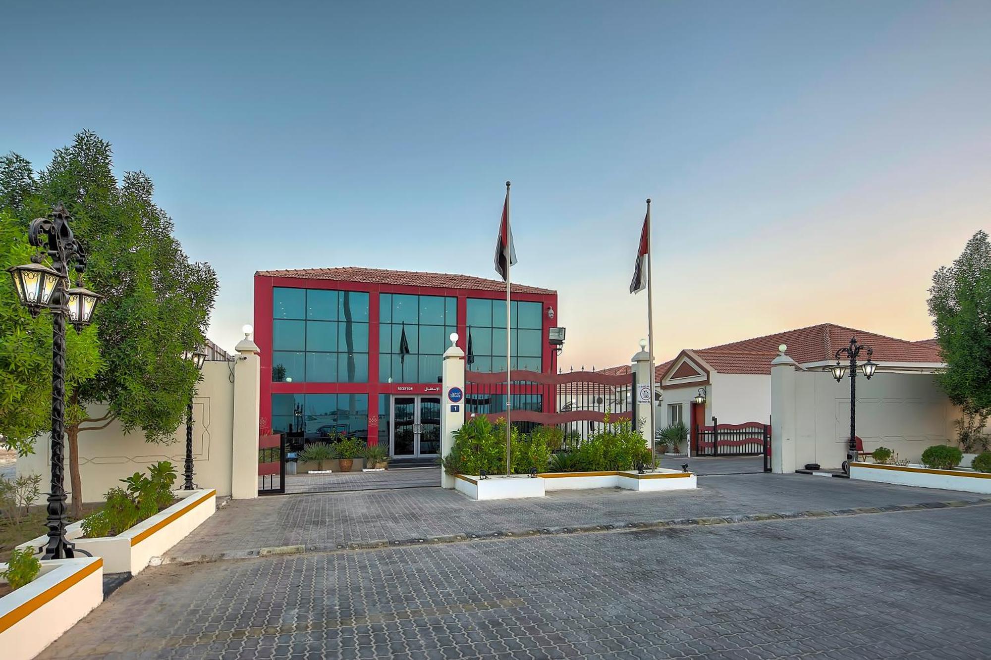 אום אל קוואיין Royal Residence Hotel Apartments מראה חיצוני תמונה