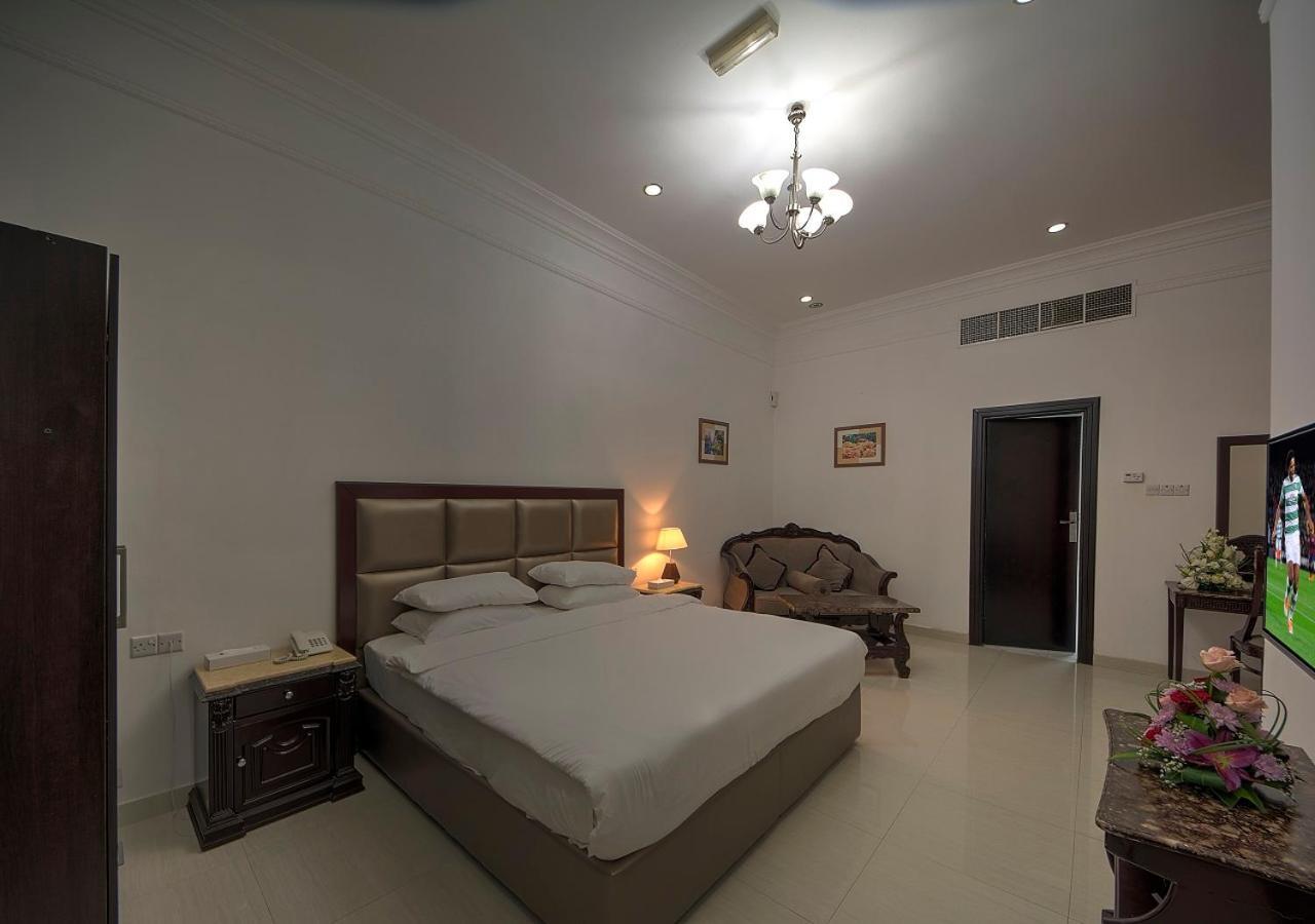 אום אל קוואיין Royal Residence Hotel Apartments מראה חיצוני תמונה