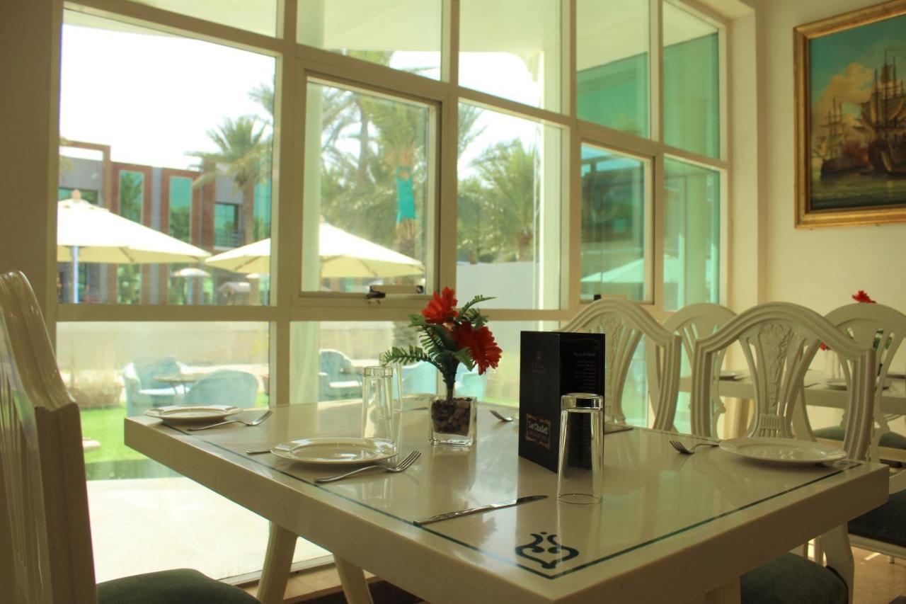 אום אל קוואיין Royal Residence Hotel Apartments מראה חיצוני תמונה